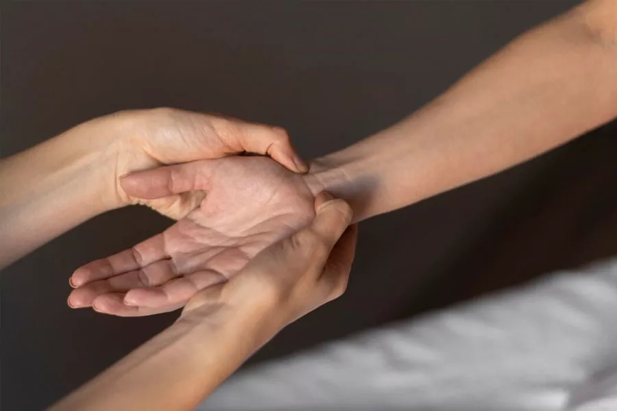 Acupressure points for digestion on hand